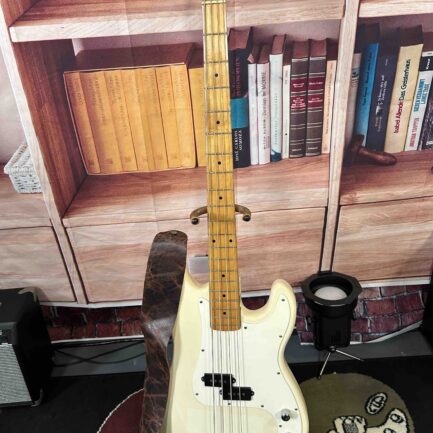 FENDER SQUIER PRECISION BASS VINTAGE (USED)