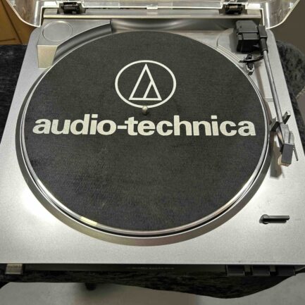 AUDIO TECHNICA AT-LP60-USB TURNTABLE (USED)